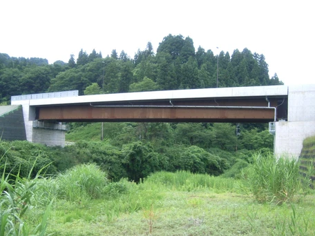 安塚IC下り線橋
