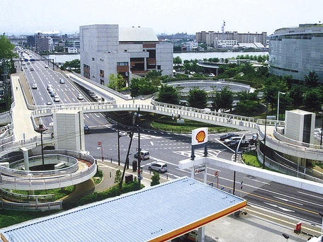 白山横断歩道橋