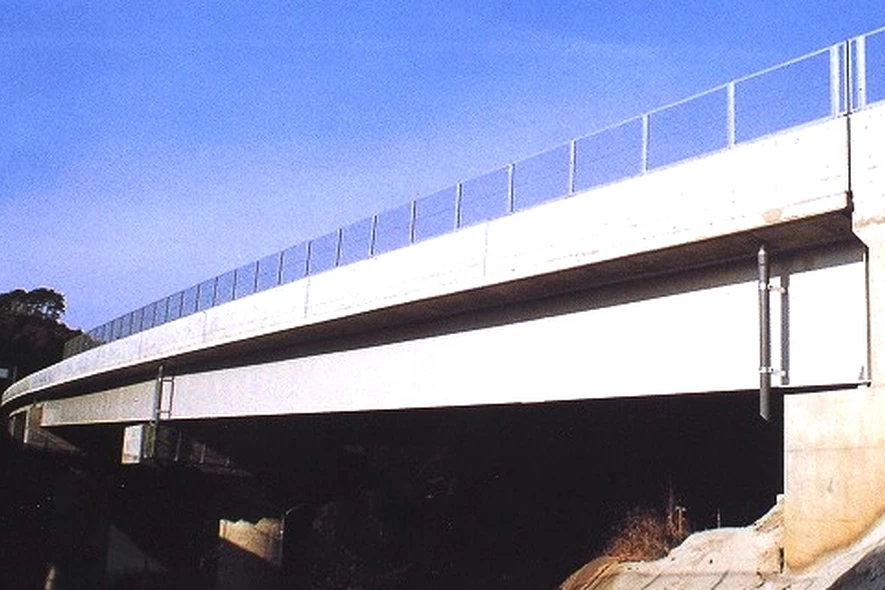 滑沢橋